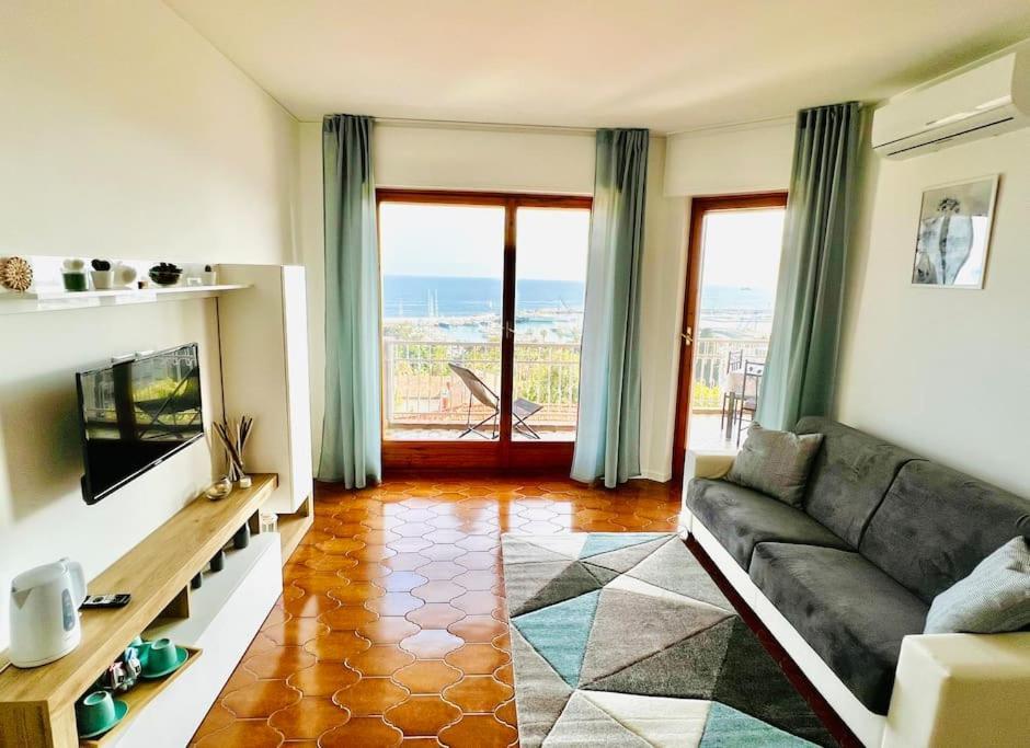 Special Home Vista Mare E Parcheggio Privato Sanremo Luaran gambar