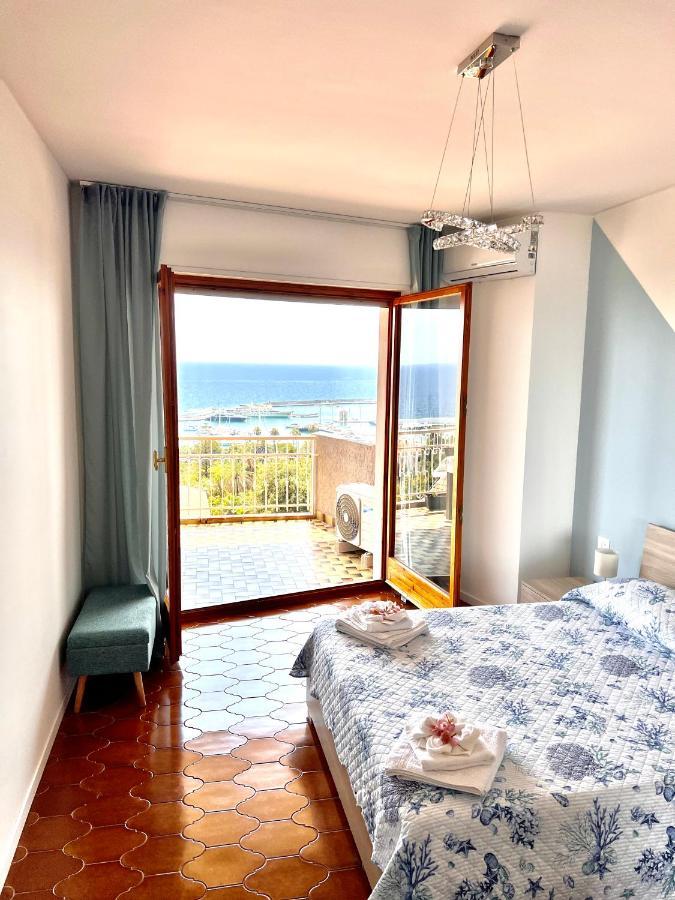 Special Home Vista Mare E Parcheggio Privato Sanremo Luaran gambar