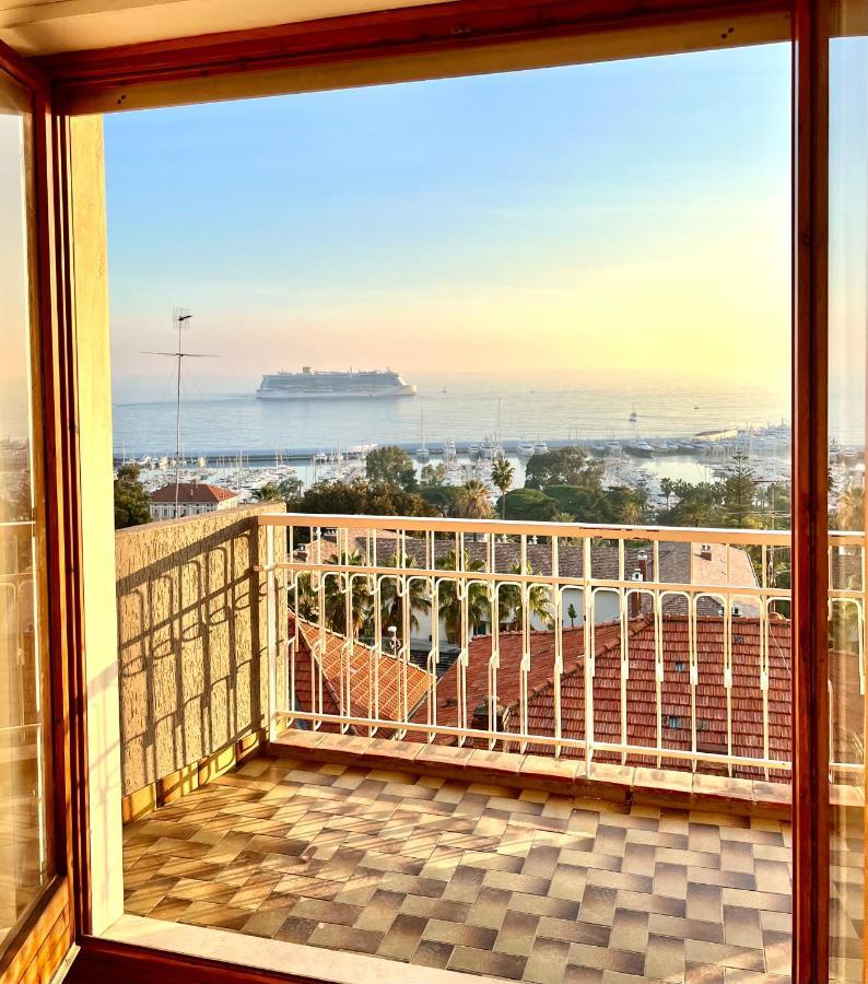 Special Home Vista Mare E Parcheggio Privato Sanremo Luaran gambar