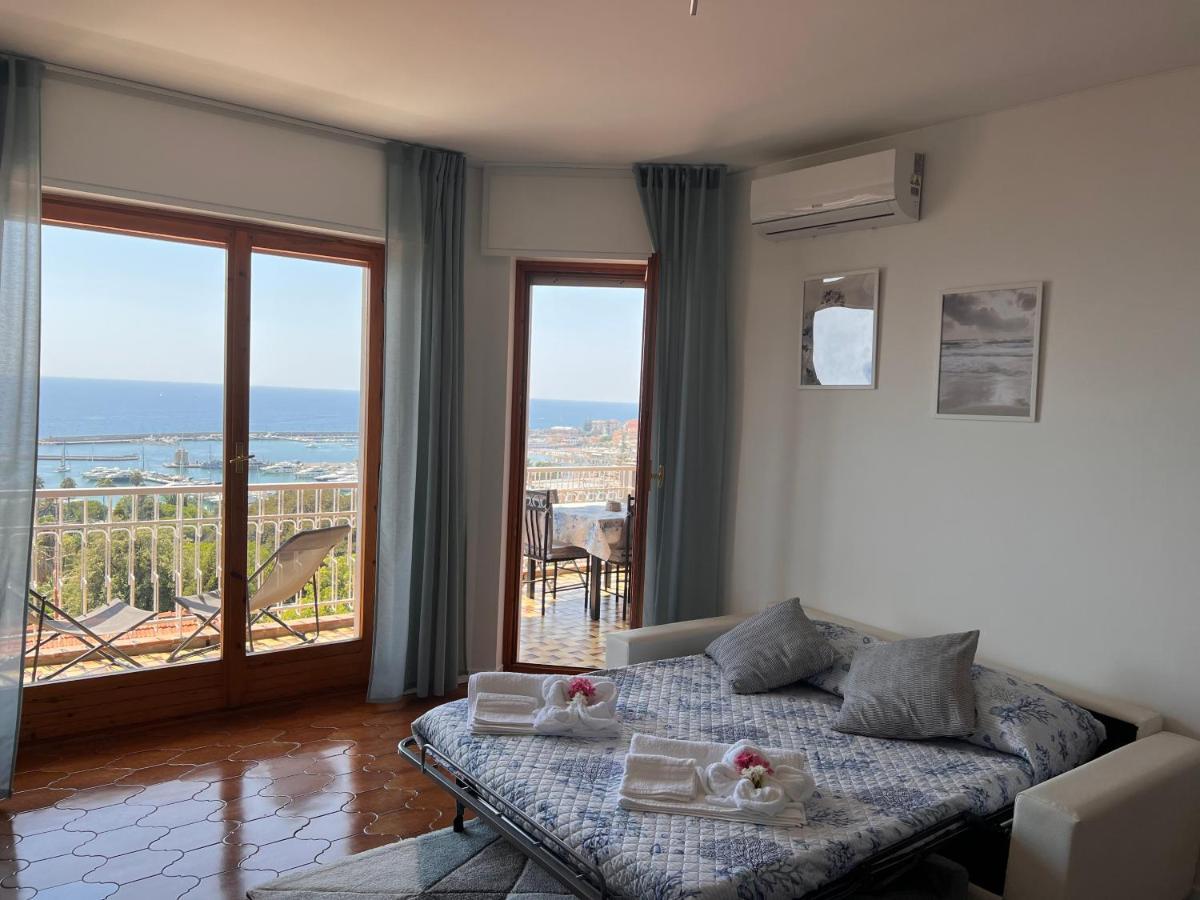 Special Home Vista Mare E Parcheggio Privato Sanremo Luaran gambar