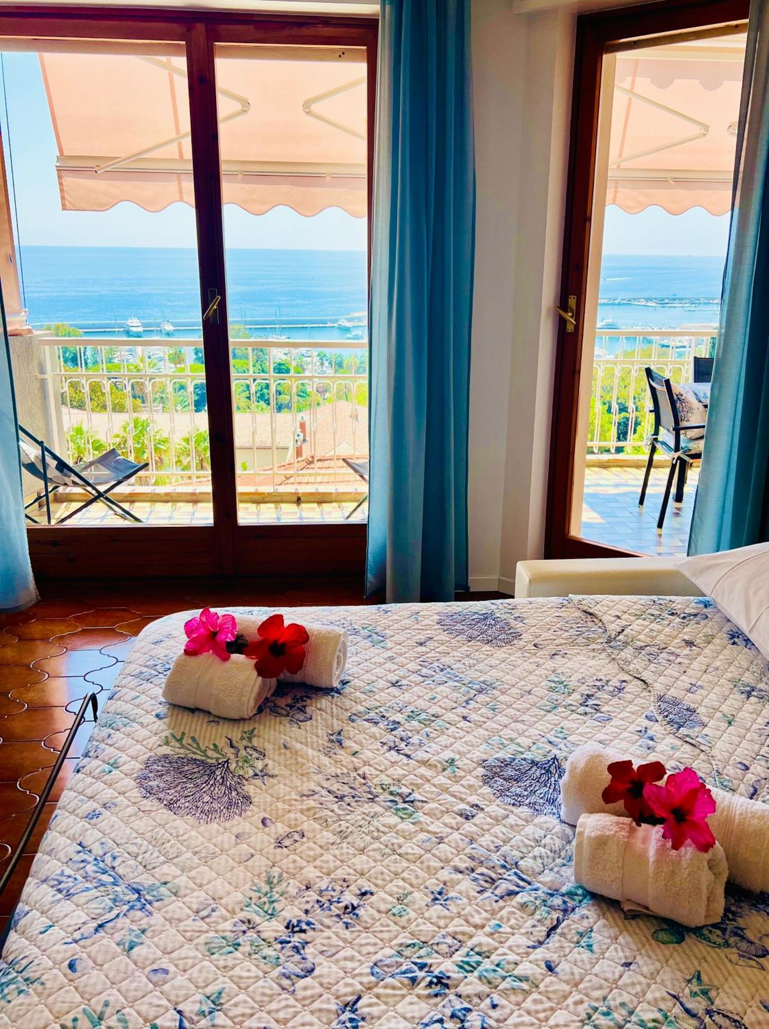 Special Home Vista Mare E Parcheggio Privato Sanremo Luaran gambar